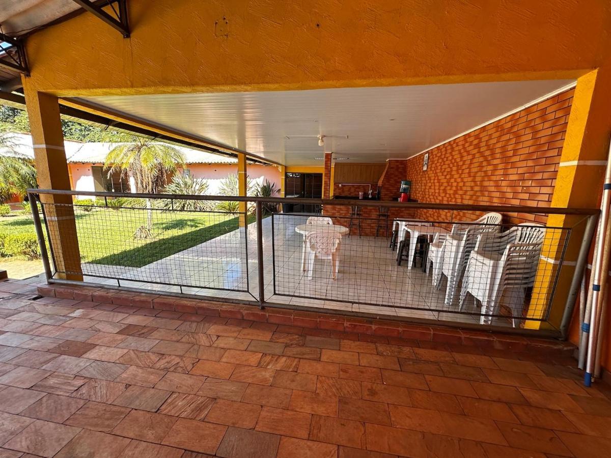Casa Grande Com Piscina