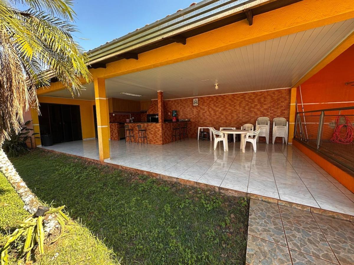 Casa Grande Com Piscina *